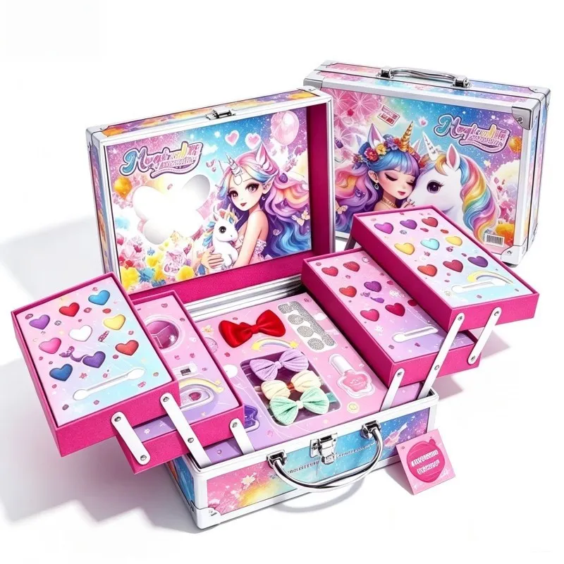 Heart and Star Eyeshadow Wells with Applicators