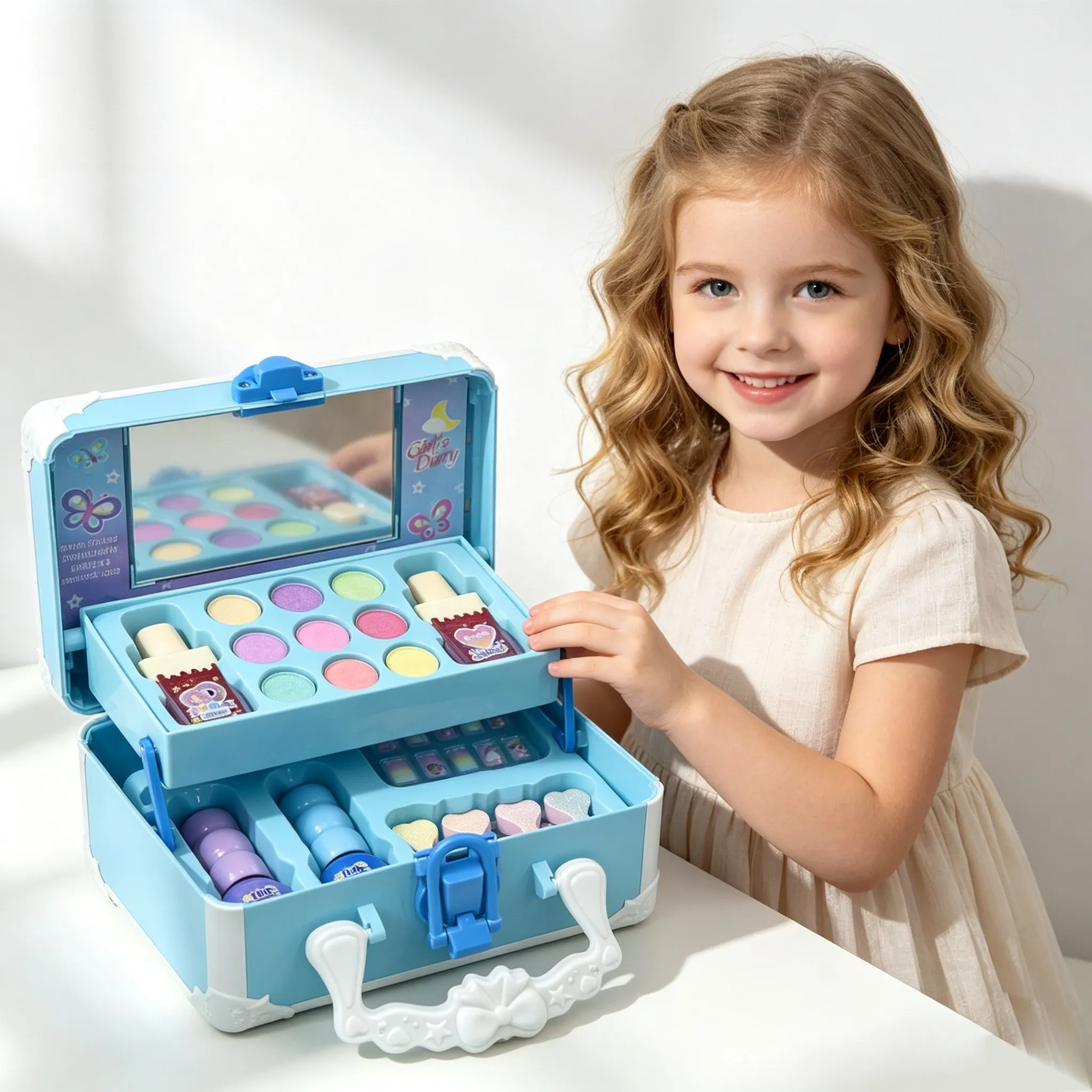 Suitcase Opened - 9-Color Eyeshadow and Glitter Glosses